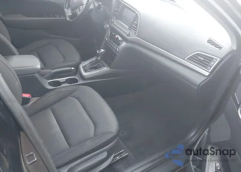 2018 Hyundai Elantra Value Edition из США, поврежденный, VIN KMHD84LF8JU702784